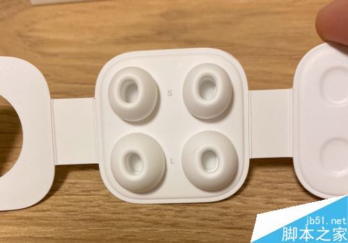 AirPods Pro戴着耳朵疼怎么办？AirPods Pro佩戴小技巧