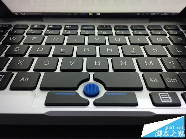 GPD Pocket值得买吗？全新7寸GPD Pocket迷你Win10笔记本全面深度评测+拆解图