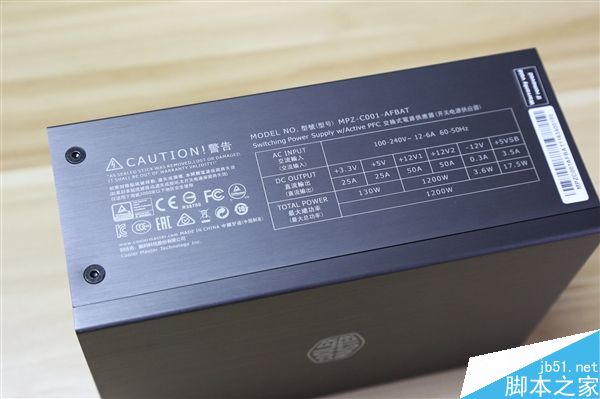 酷冷至尊MasterWatt Maker 1200W电源图赏:用料做工顶级水平