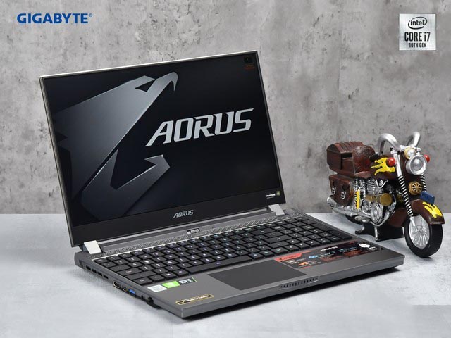 首款移动8核i7处理器 技嘉AORUS 15G XB游戏本详细图文评测