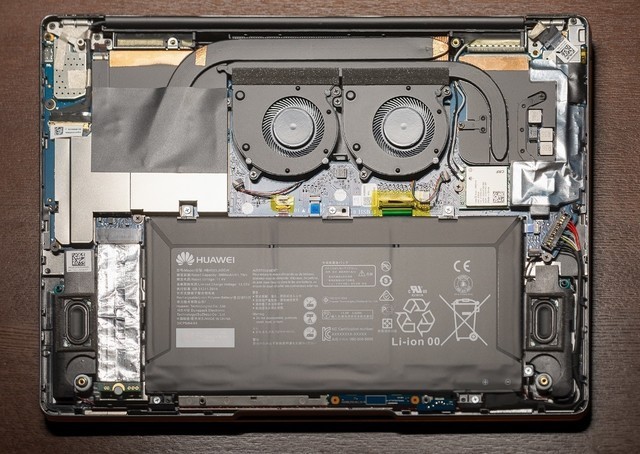 MacBook Air和华为MateBook 13区别对比评测