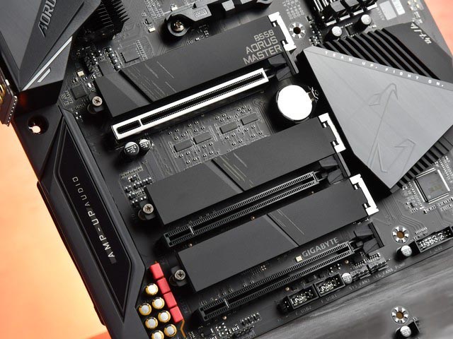 技嘉B550主板怎么样 技嘉B550 AORUS MASTER主板详细评测