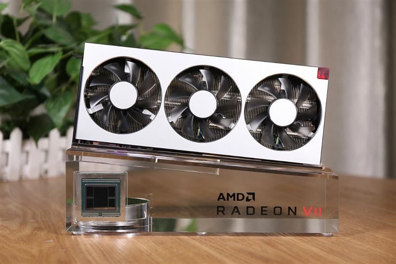 Radeon VII显卡值不值得买 全球首款7nm游戏显卡Radeon VII首发评测